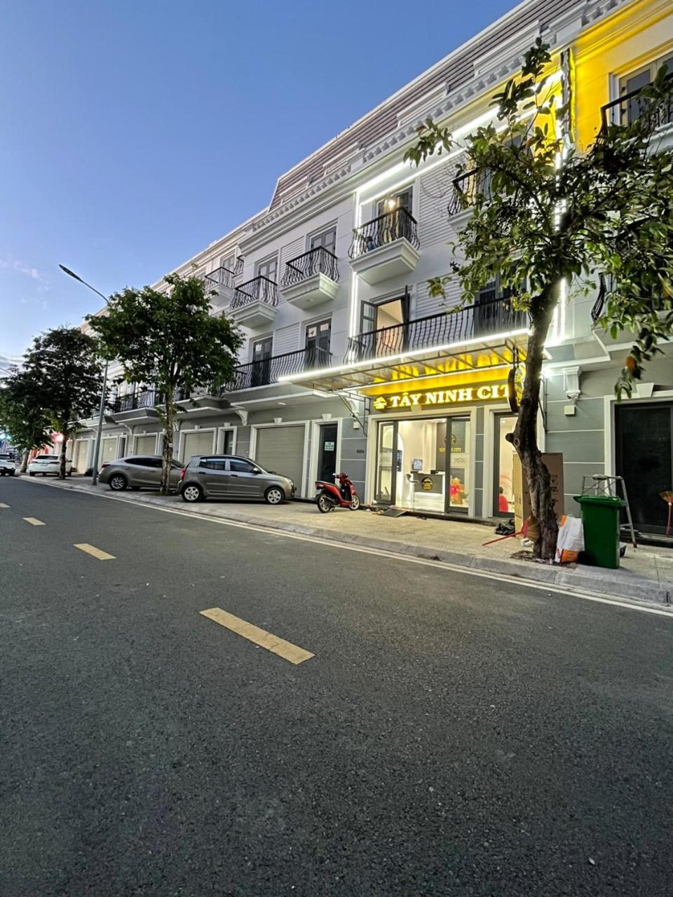 Tay Ninh City Hotel Exteriör bild